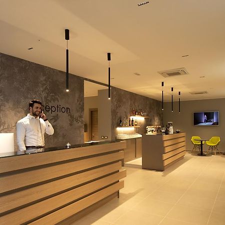 Hotel H21 มิลาน ภายนอก รูปภาพ