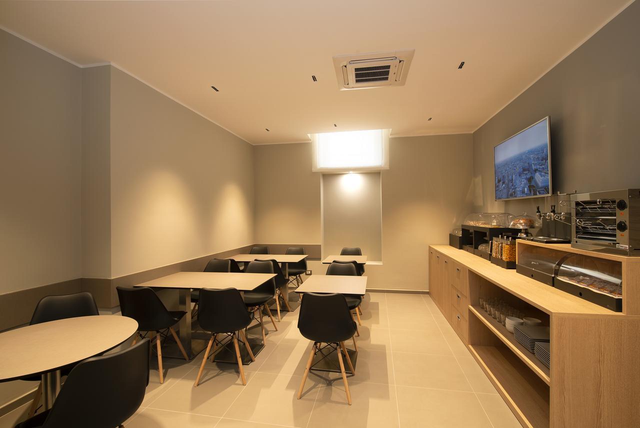 Hotel H21 มิลาน ภายนอก รูปภาพ