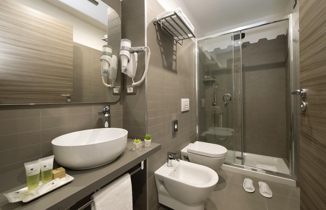 Hotel H21 มิลาน ภายนอก รูปภาพ