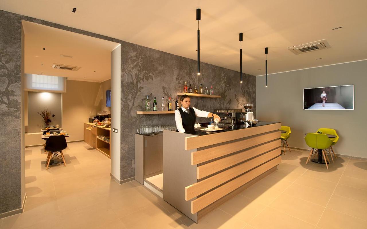 Hotel H21 มิลาน ภายนอก รูปภาพ